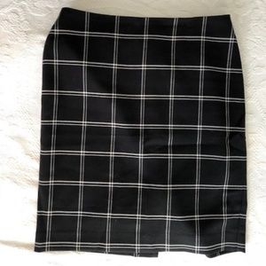 Ann Taylor black and white Pencil Skirt